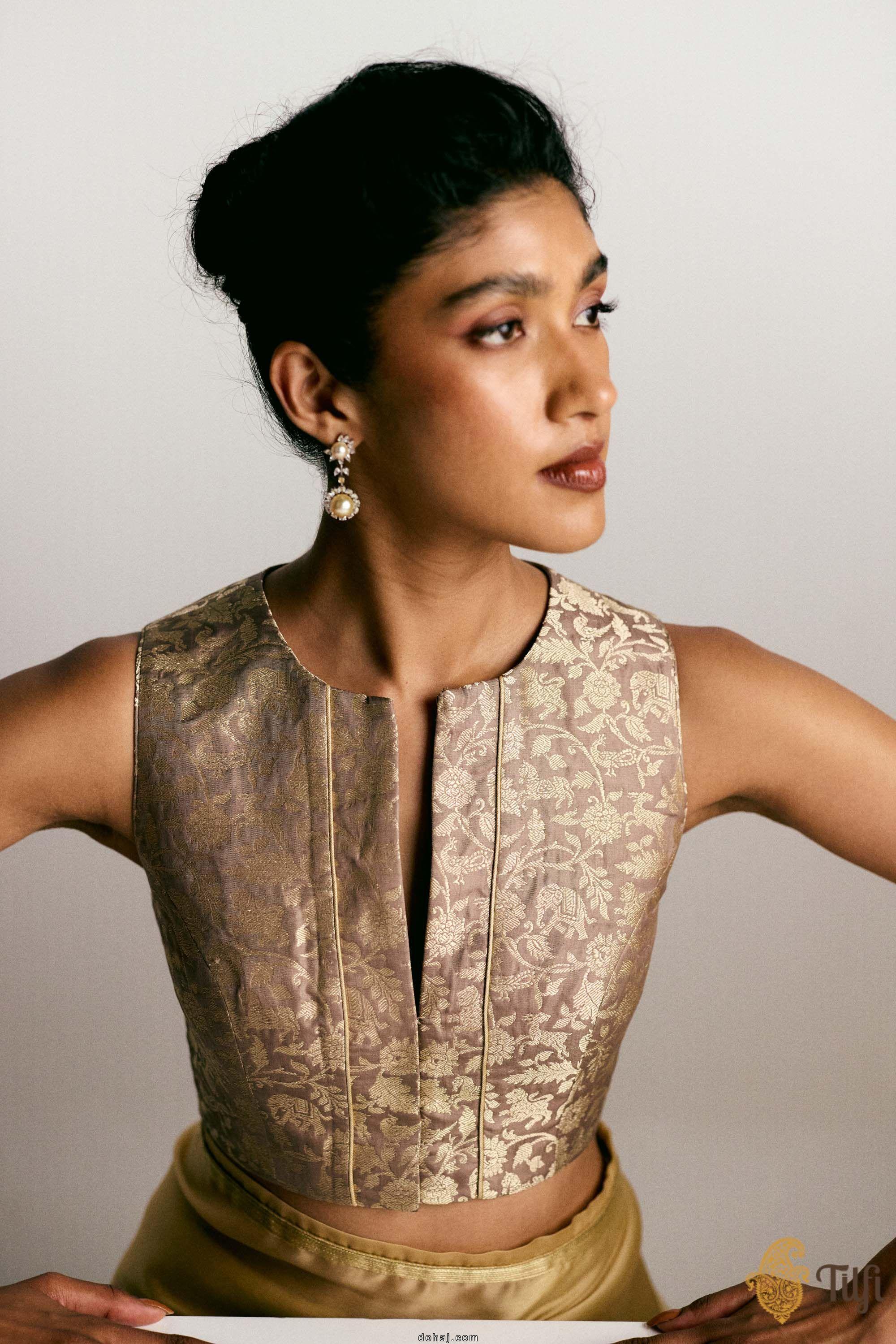 Designer Sleeveless Blouse