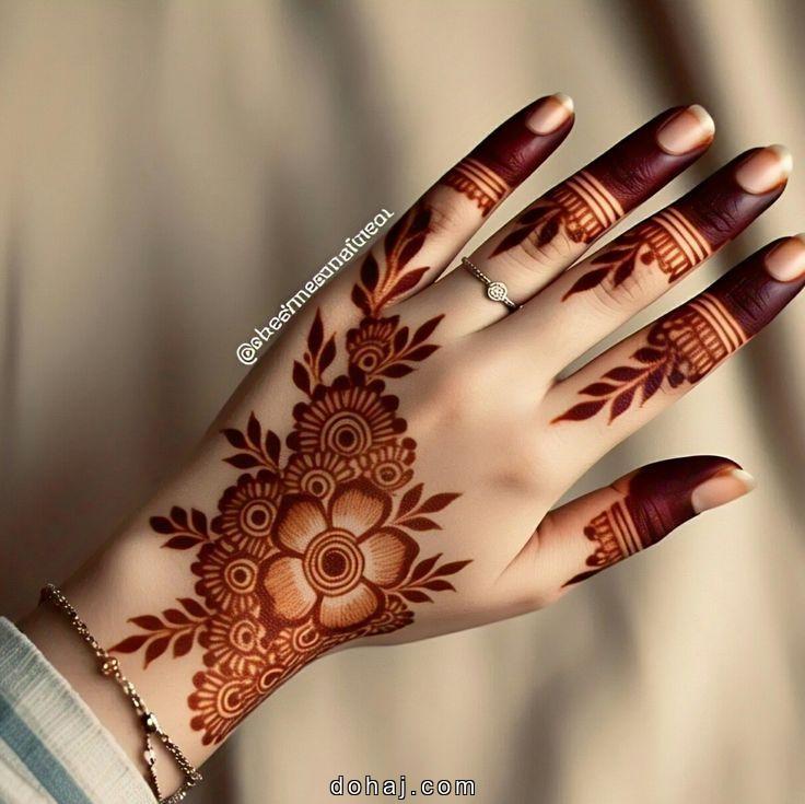 Easy Front Hand Mehndi Design