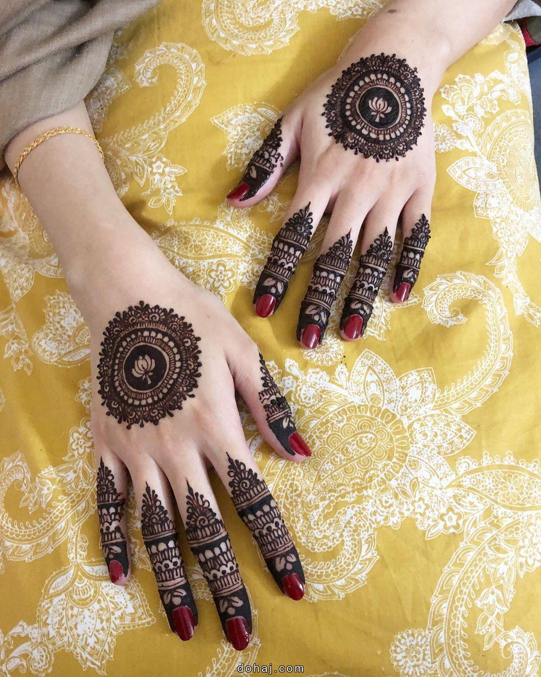 Easy Mehndi Design Circle