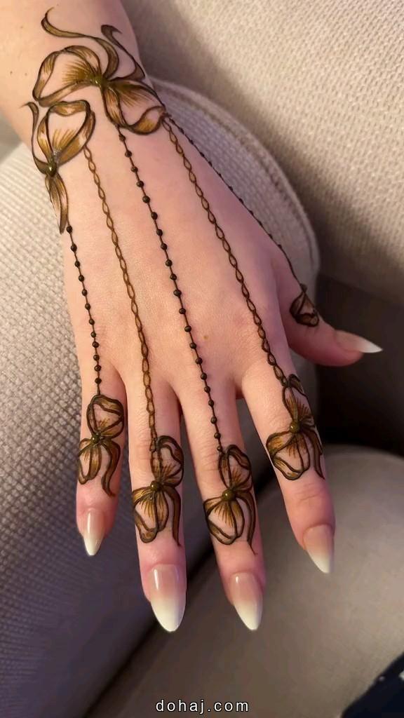 Flower Pattern Mehndi Design