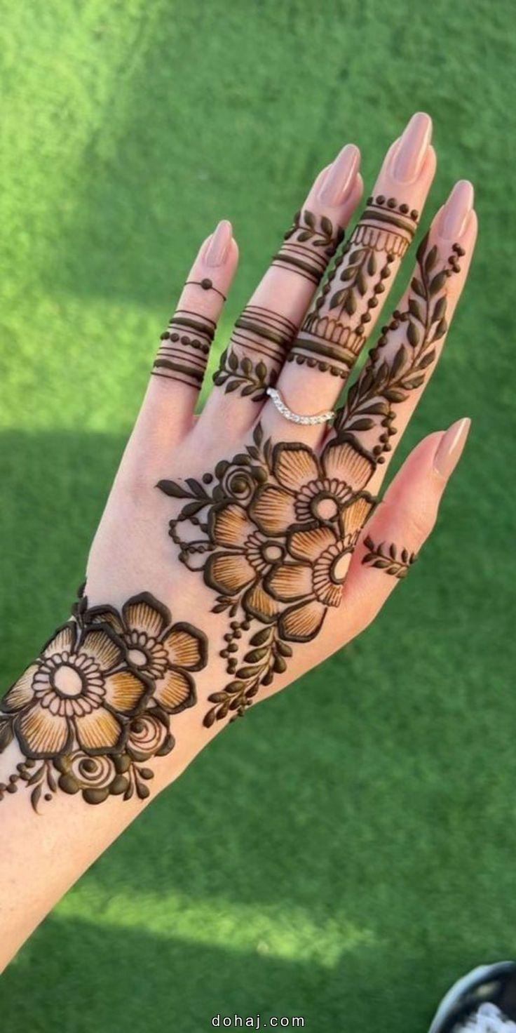 Front Hand Henna Design