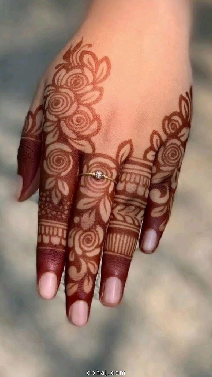 Front Hand Mehndi Design Simple Photos