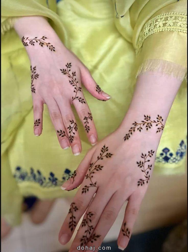 Front Hand Simple Mehndi Design Flower