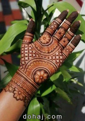 Front Hand Simple Mehndi Design Heart