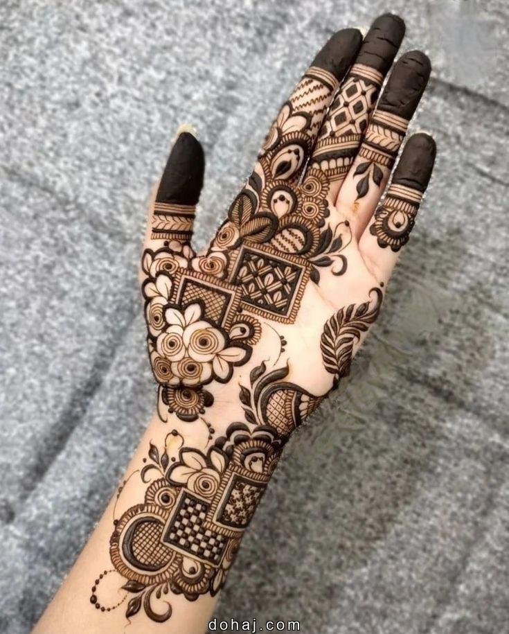 Front Hand Stylish Front Hand Simple Mehndi Design