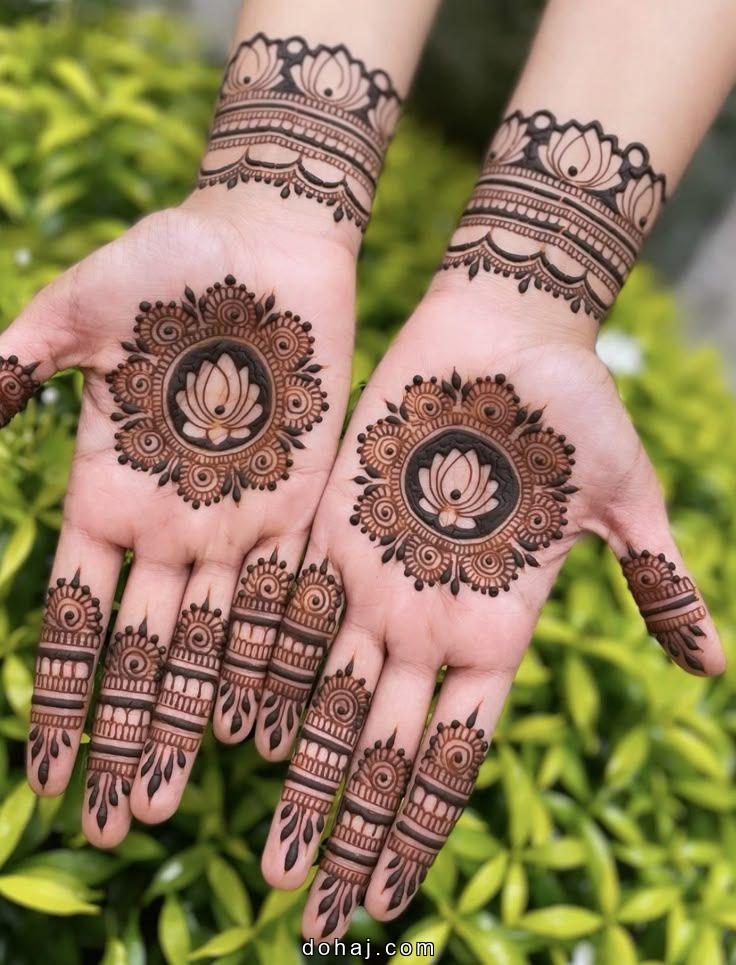Girl Front Hand Simple Mehndi Design