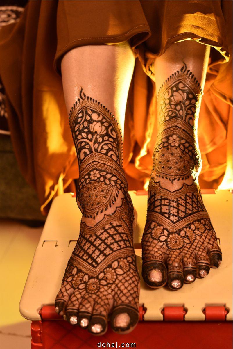 Hand Bridal Mehndi Design