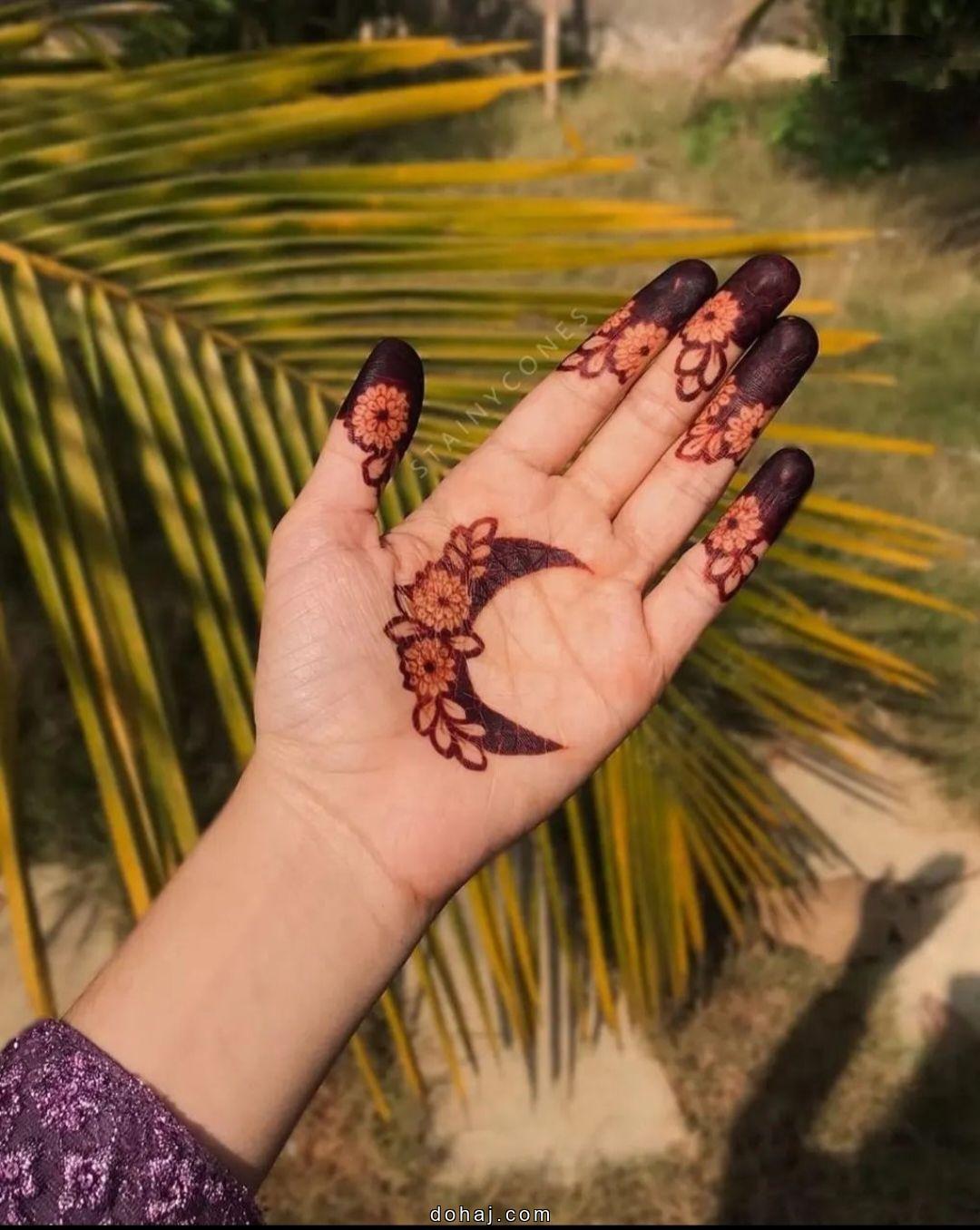 Mehndi Design Back Hand Simple Circle