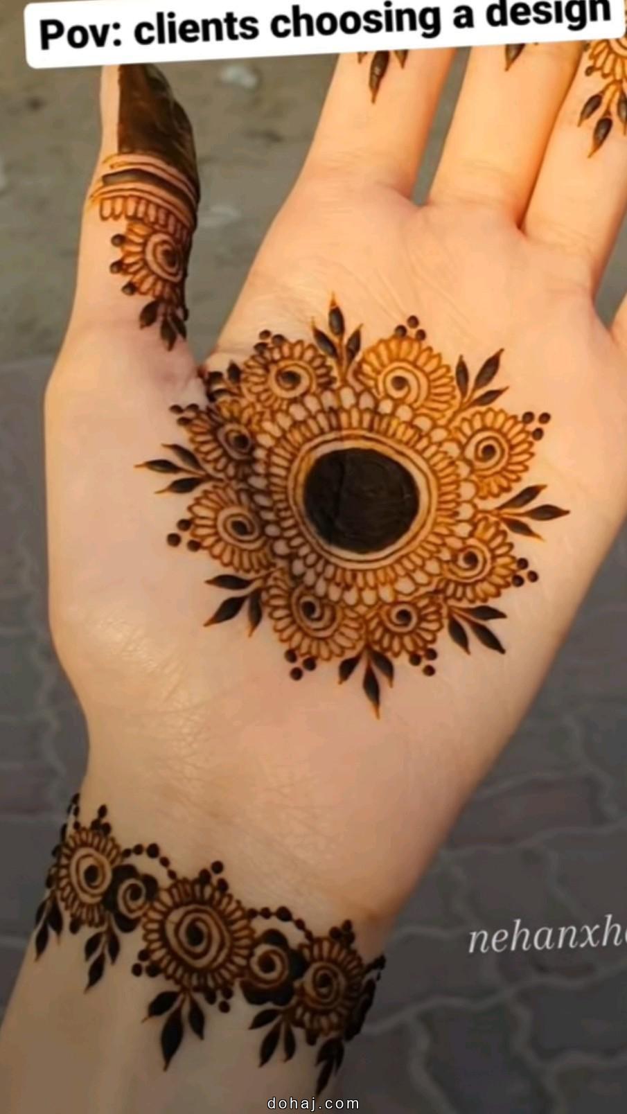 Mehndi Design Circle