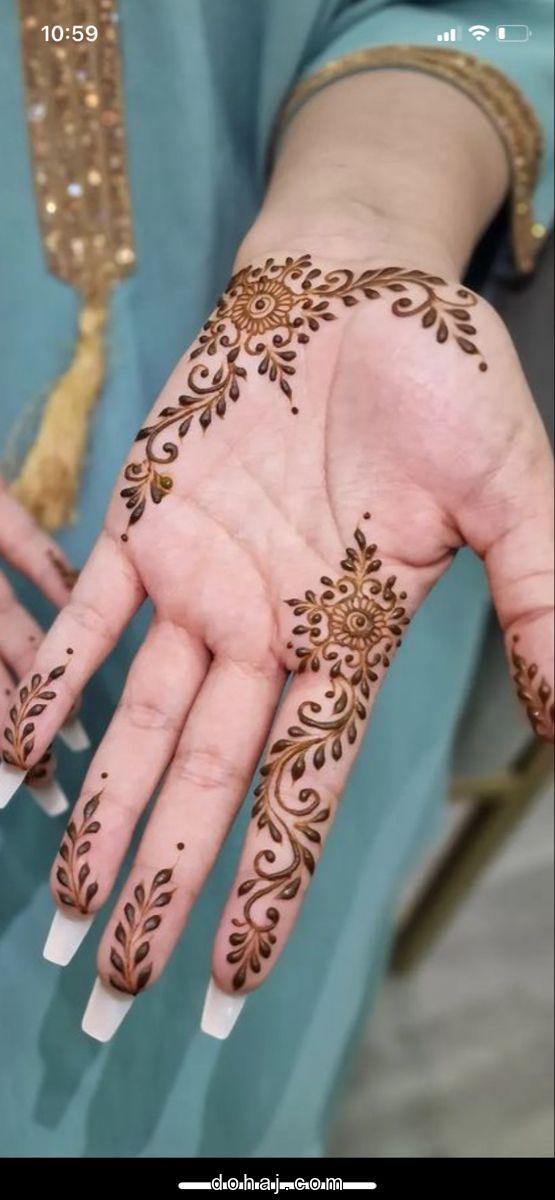 Mehndi Design Front Hand Simple
