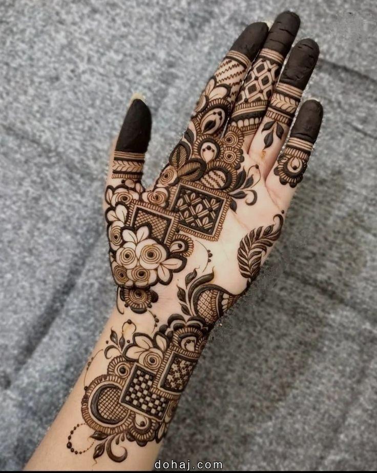Mehndi Design Palm Hand Simple