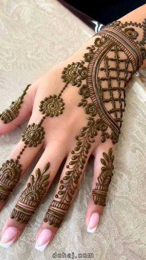 Mehndi Design Photo Front Hand Simple And Beautiful
