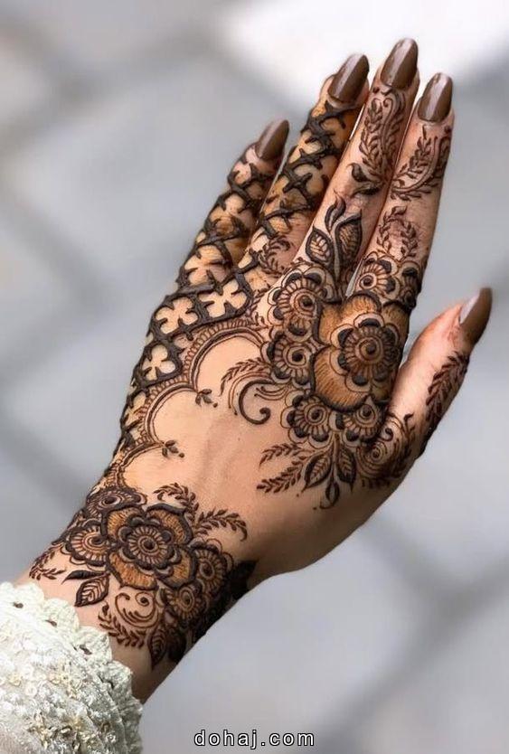 Mehndi Design Simple Flower Front Hand