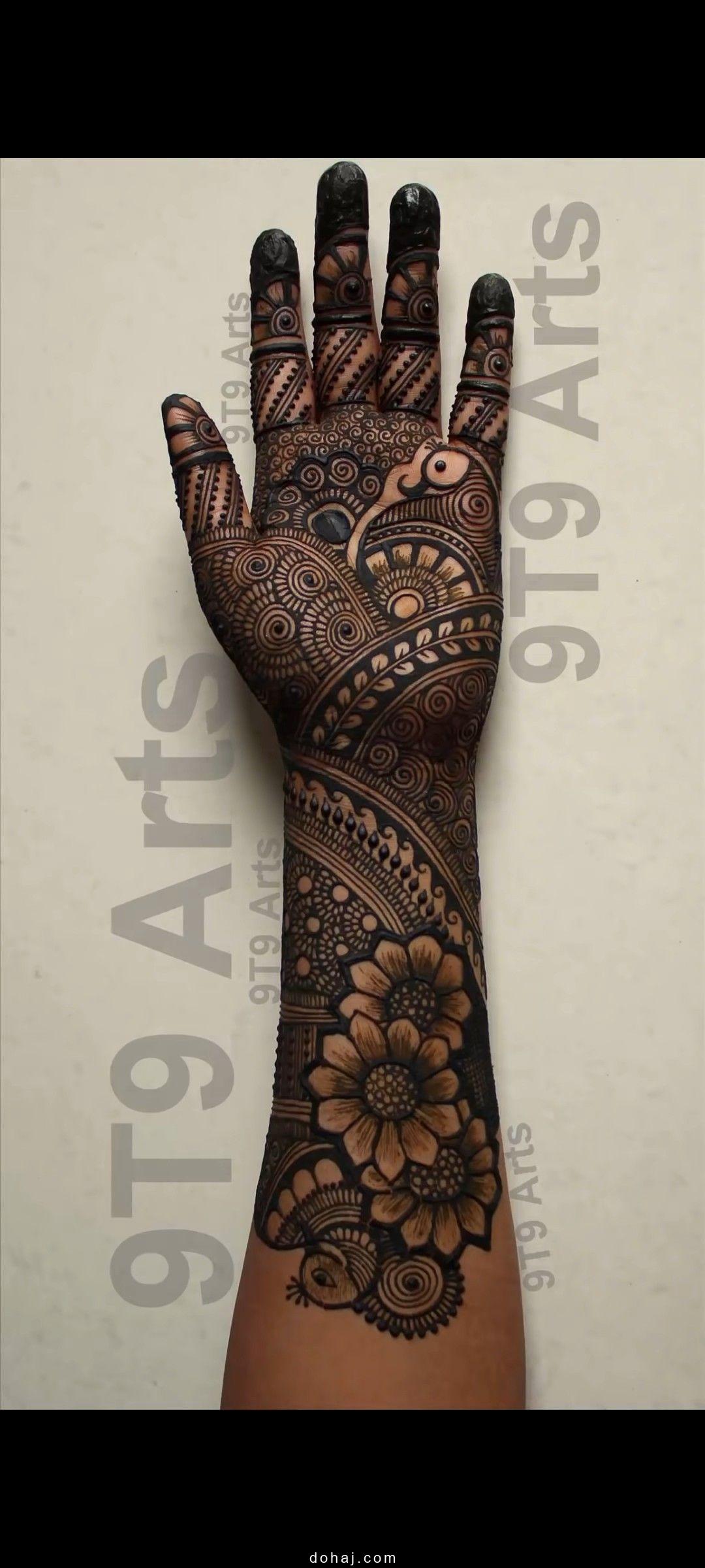 Mehndi Design Simple Palm Front Hand