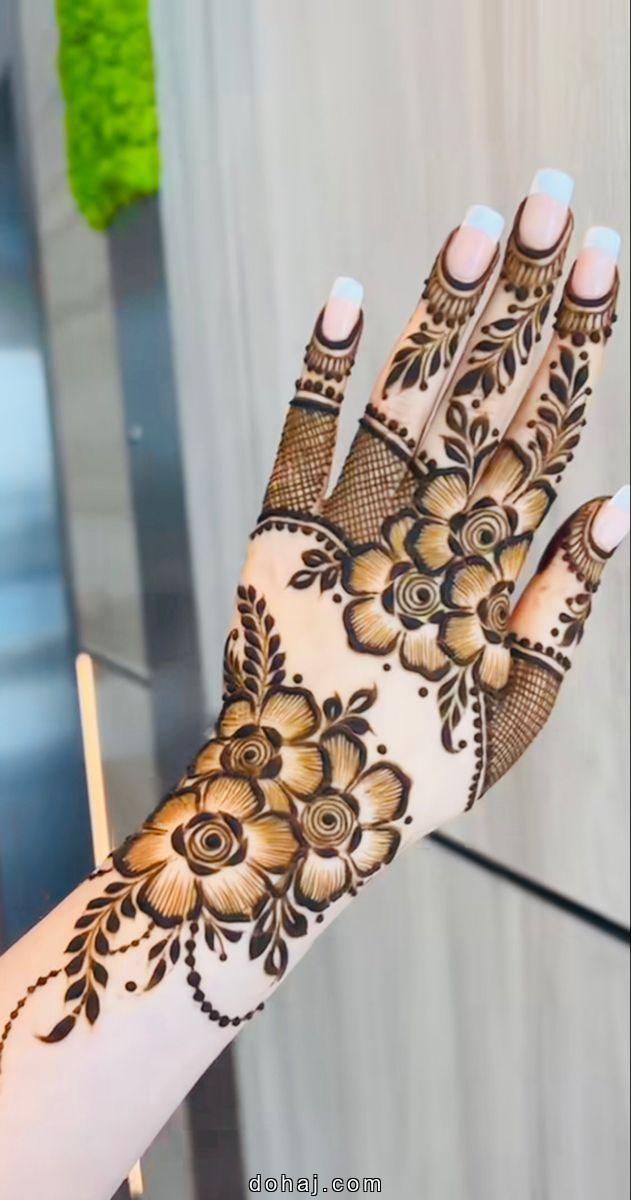Mehndi Flower Design Photo