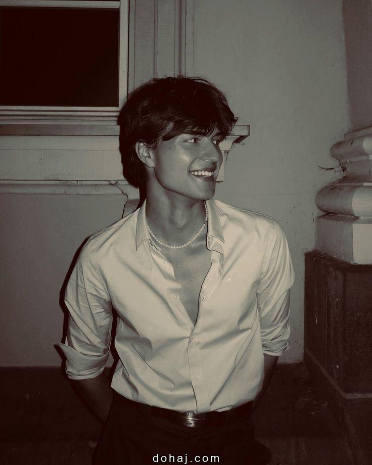 Mirror Pic Boy Attitude