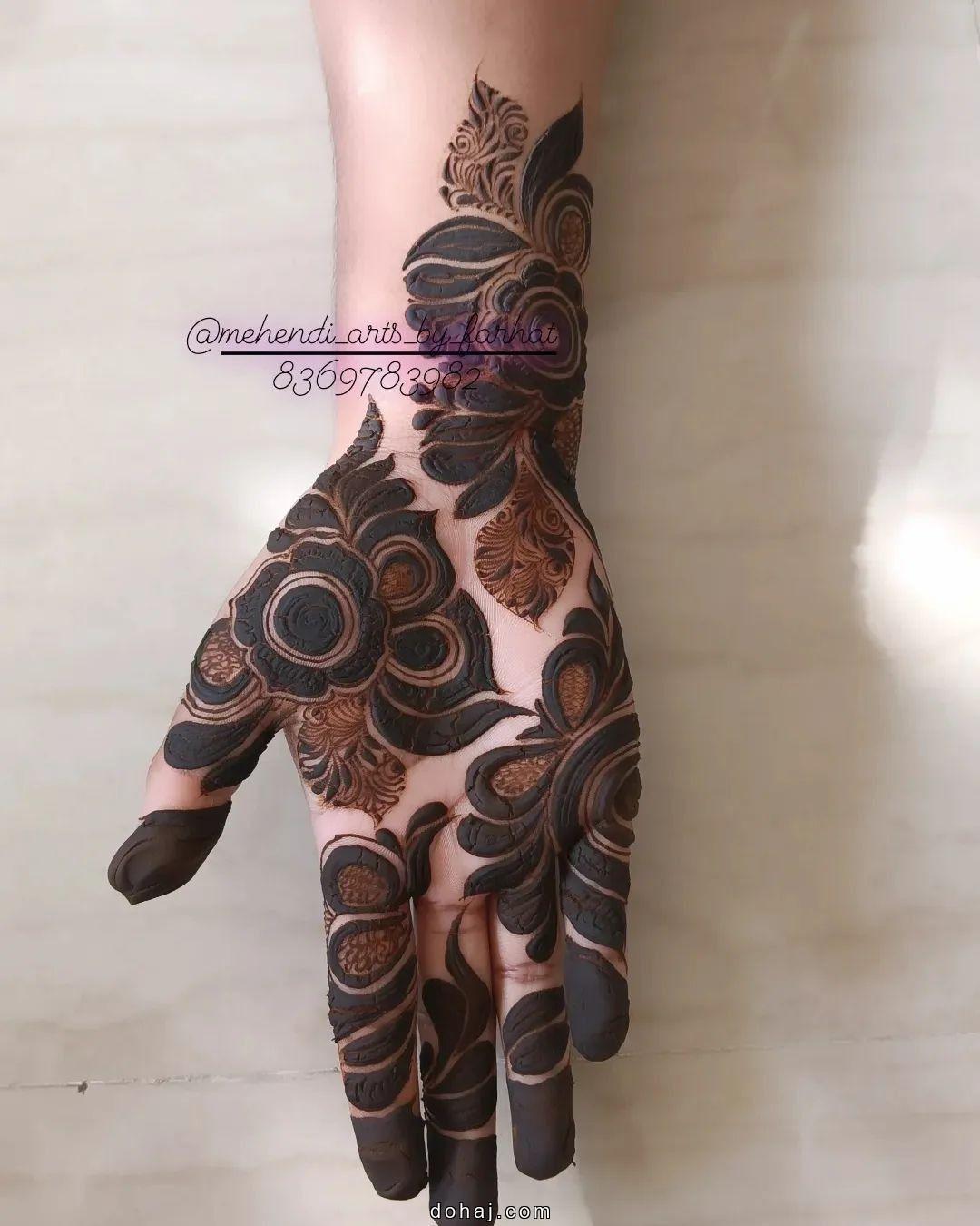 New Palm Mehndi Design