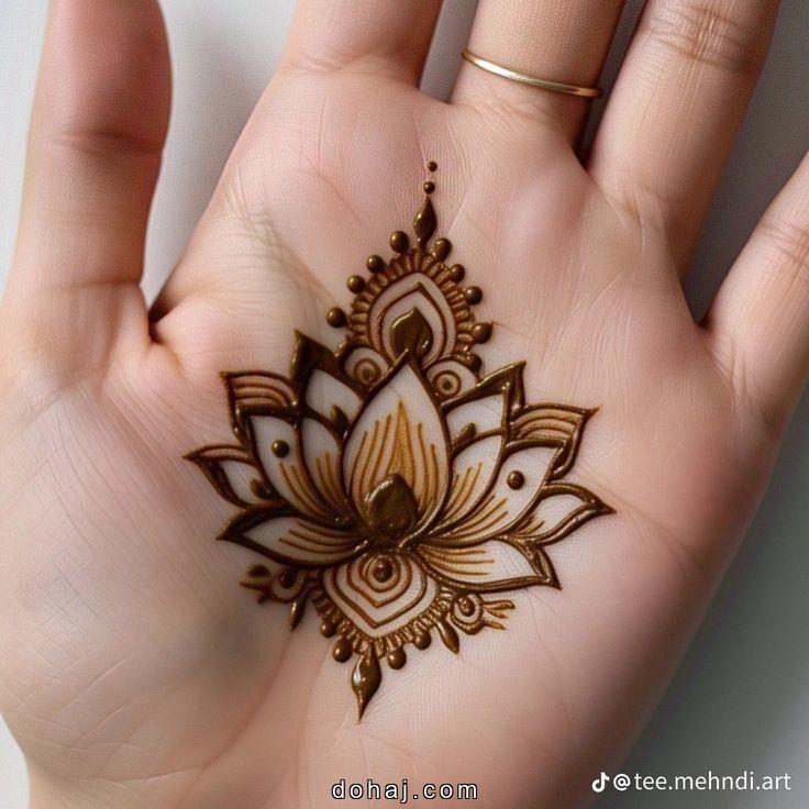 Palm Length Arabic Mehndi Design