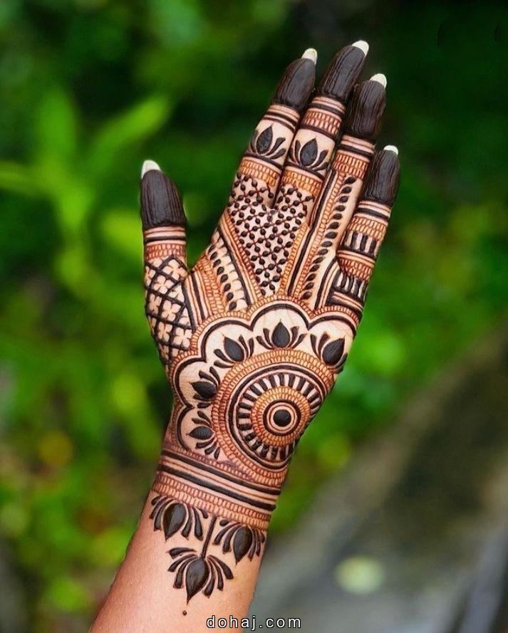 Palm Square Mehndi Design