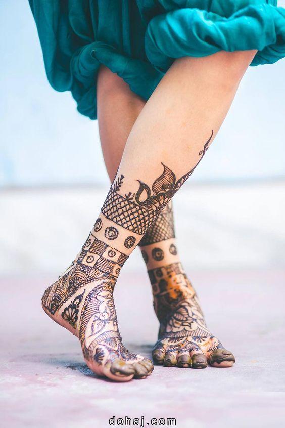 Royal Leg Bridal Mehndi Design