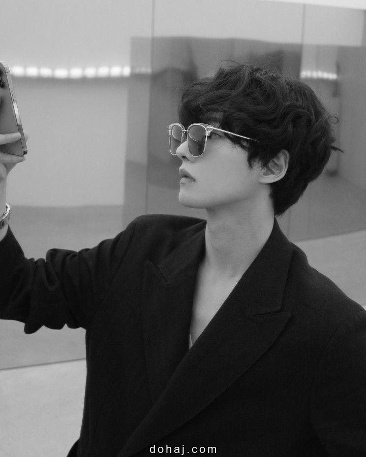 Sad Full Hd Stylish Alone Boy Pic