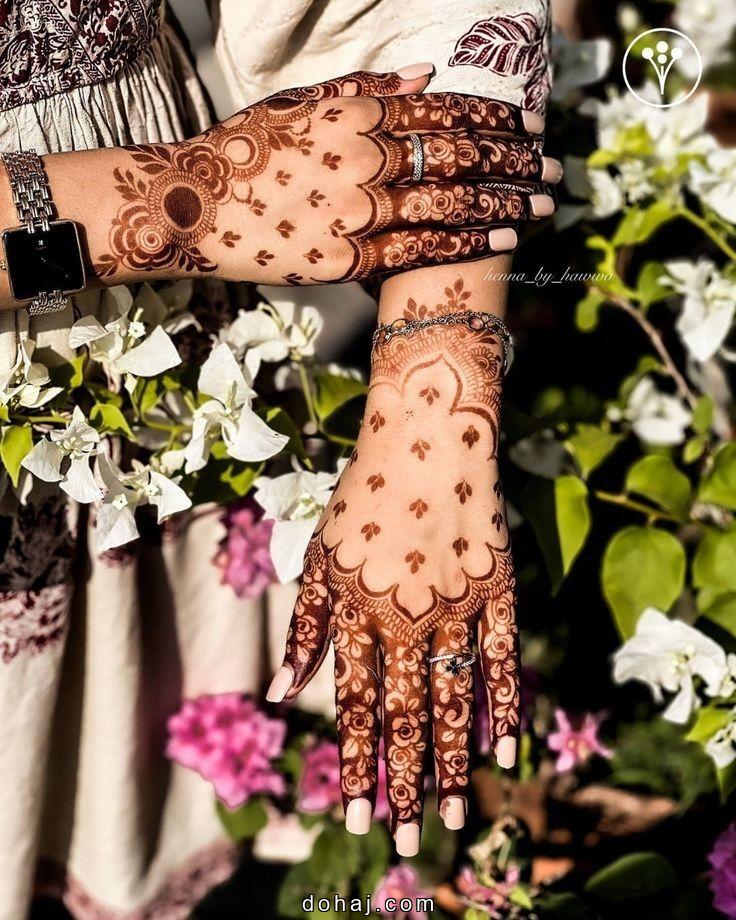 Short Mehndi Design For Front Hand