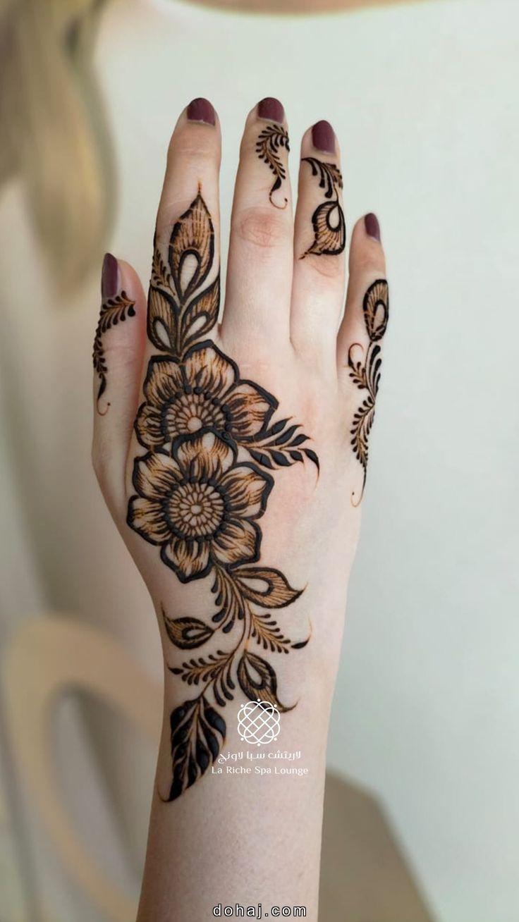 Simple Mehndi Design Front Hand Easy