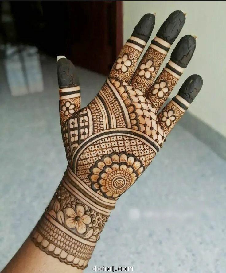 Simple Palm Mehndi Design