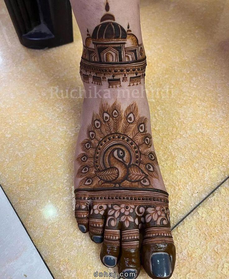 Stylish Henna Bridal Mehndi Design
