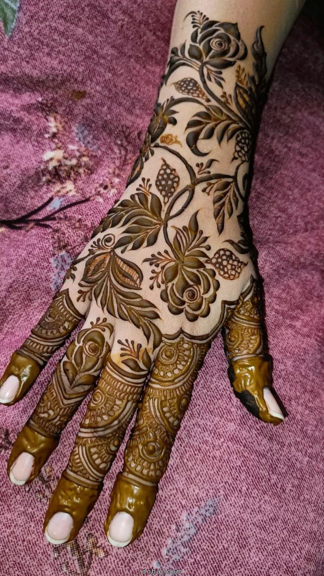 Stylish Stylish Bridal Mehndi Design