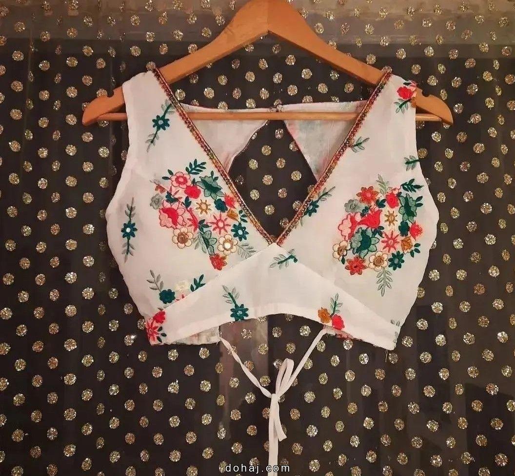 Sweetheart Neck Blouse Sleeveless