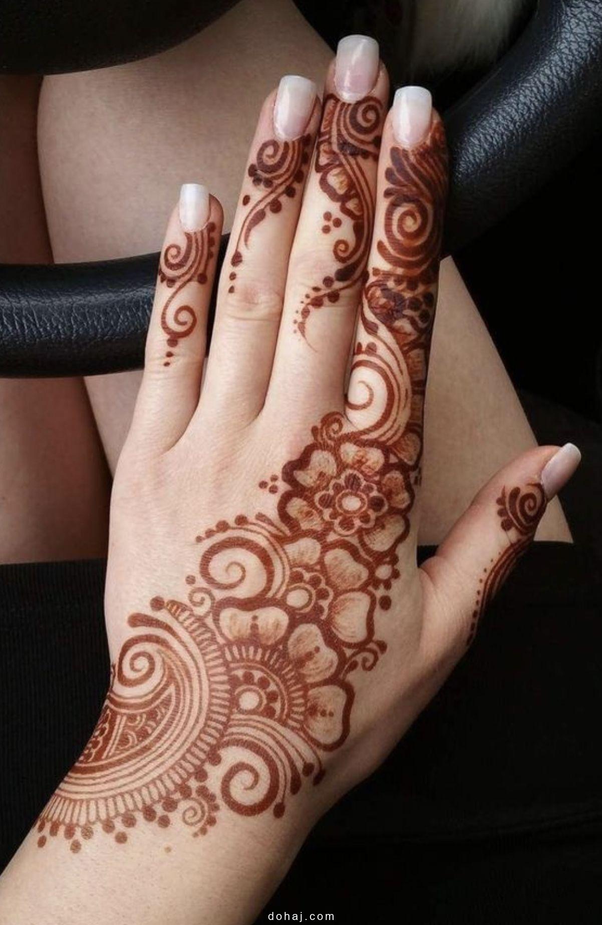 Trending Simple Mehndi Design Front Hand